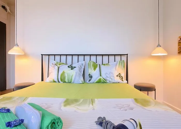 Glow * 布加勒斯特